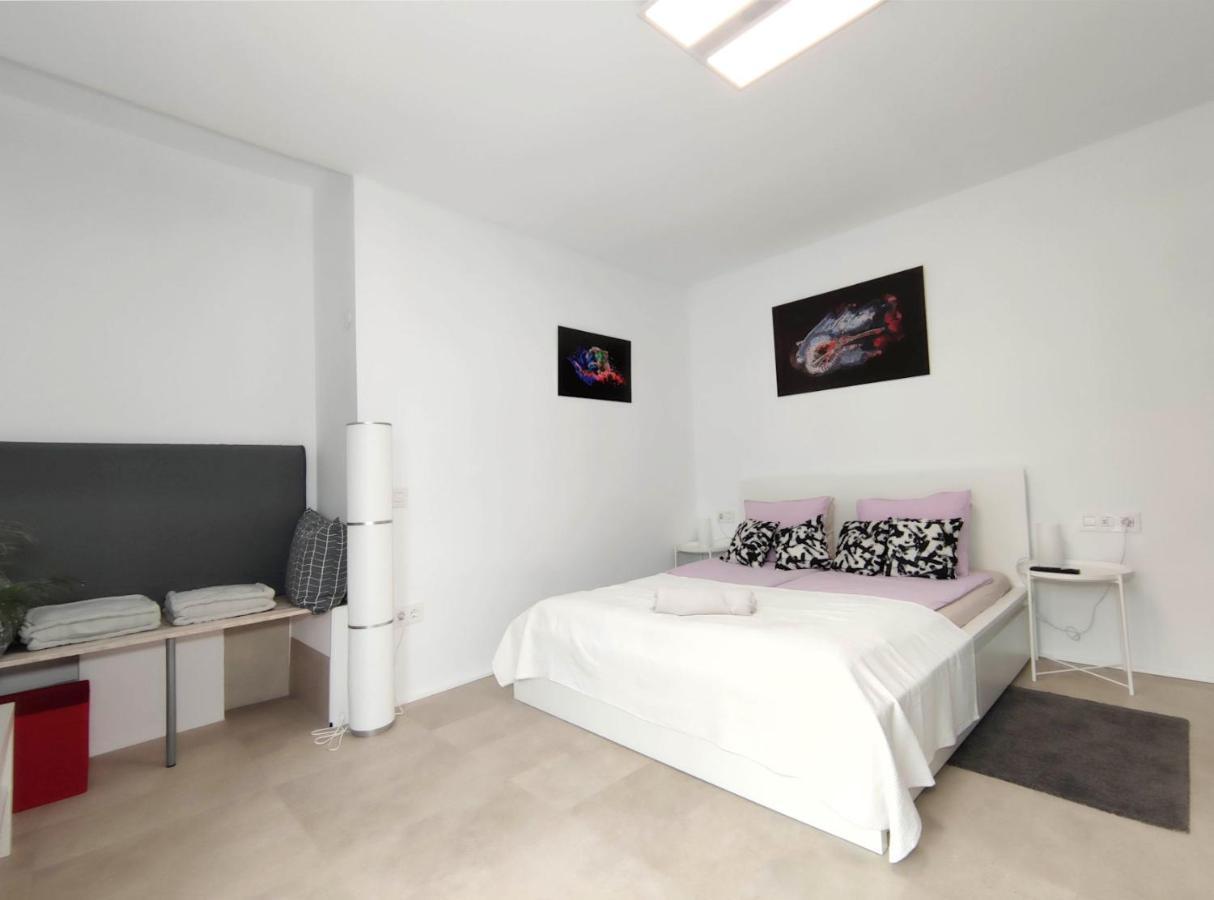 Apartments Fantastico Puerto De La Cruz With Balcony, Terrace, Air Conditioning And Free Parking, Ideal For Couples And Solo Travelers Puerto de la Cruz (Tenerife) Extérieur photo